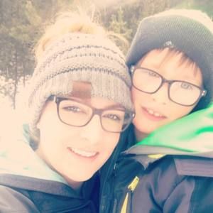 Meet your Posher, Stacy